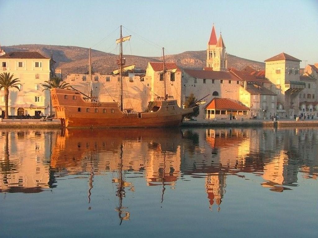 Apartments Horizont Trogir Extérieur photo